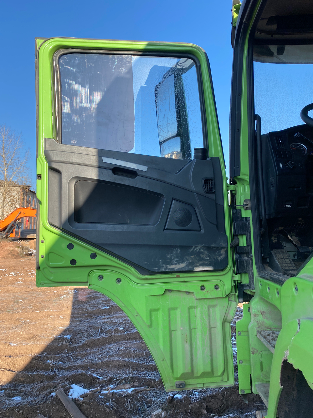 Shacman (Shaanxi) SX* 6x6 Самосвал SX32586T385 (Дизельный, 11,6 л, 369 л.с., МТ)