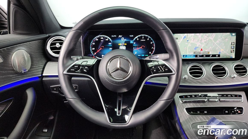 Mercedes-Benz E-Class W213 E350 4MATIC Avangarde (05.2022)