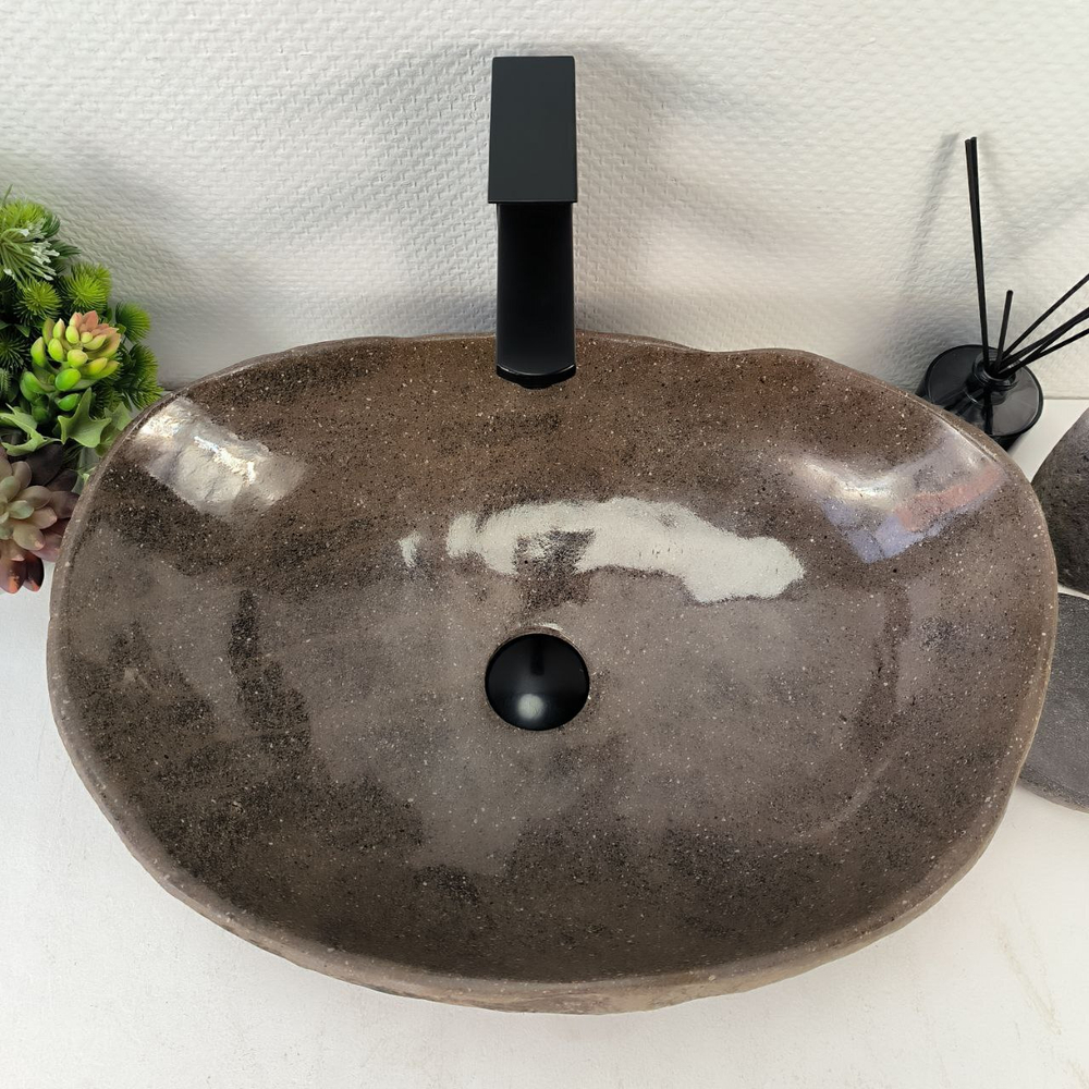 Раковина из речного камня RS-65197 54*39*15 0861