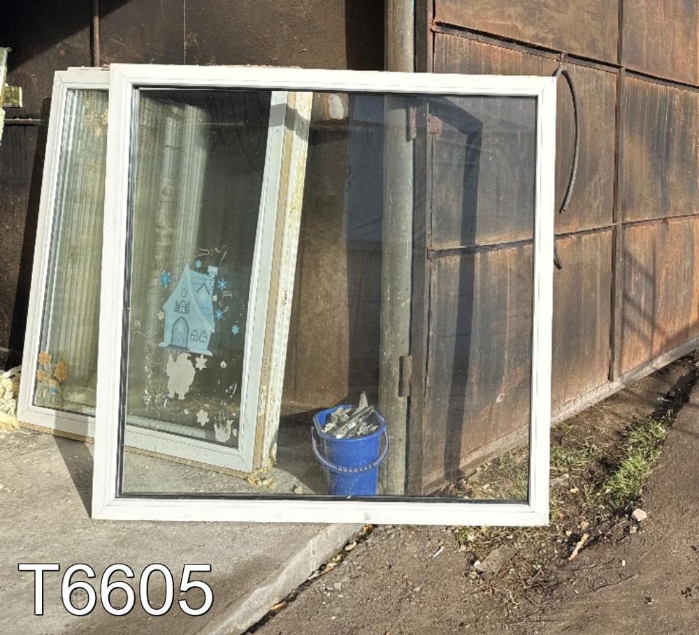 Окно Пластиковое Б/У 1390(в) x 1380(ш)