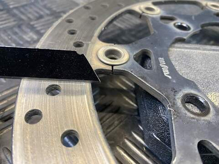 Диски тормозные передние Suzuki GSR400 (GK7DA)