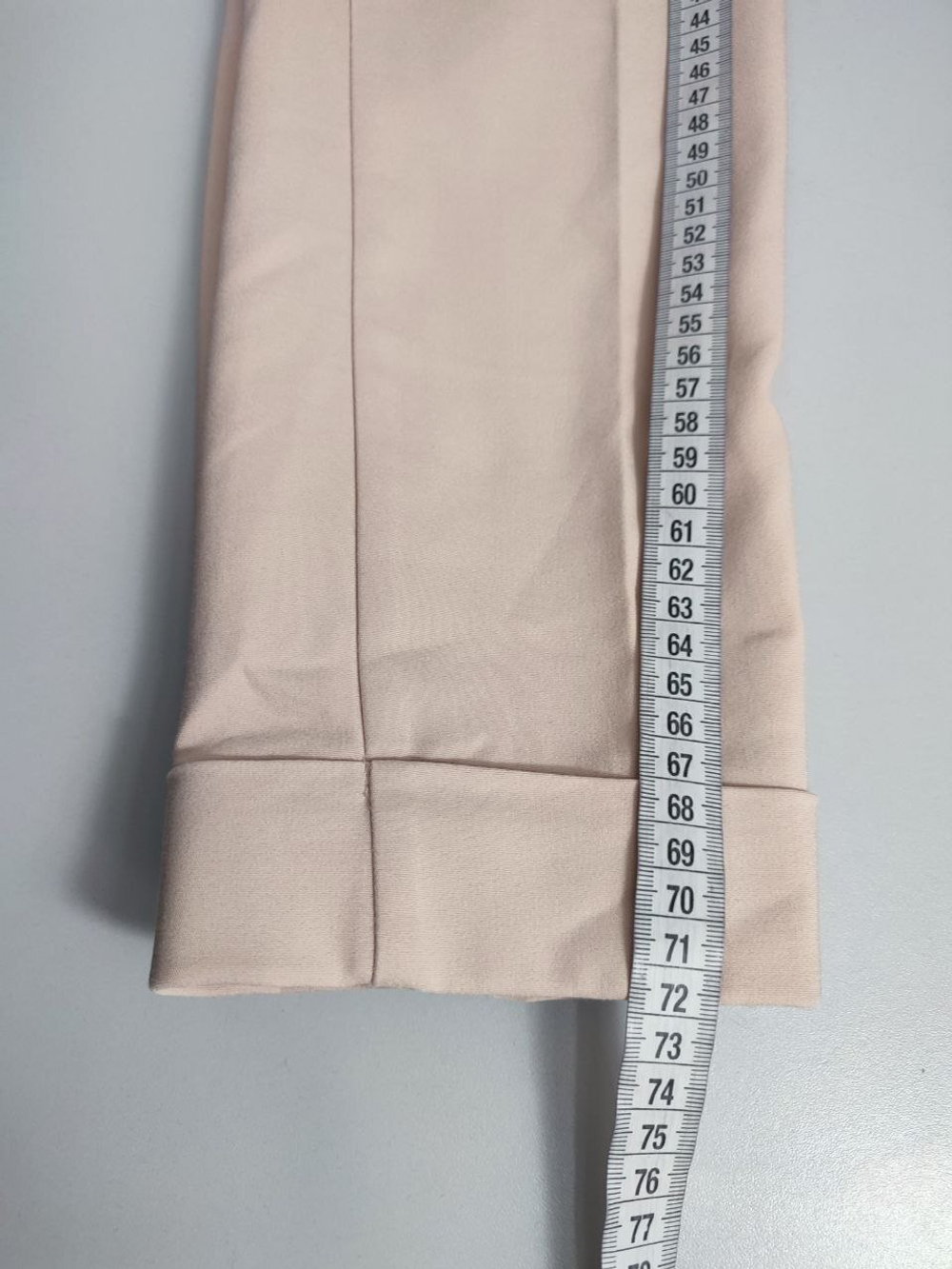 Брюки Oodji светлые 42 размер