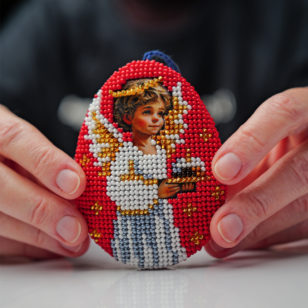 Дуэт Ангелы на красном