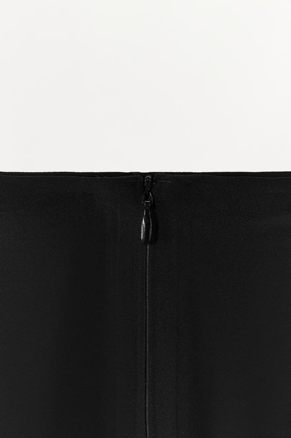 ZARA ШОРТЫ ИЗ СМЕСИ ПОЛИАМИДА НА МОЛНИИ, ЧЕРНЫЙ