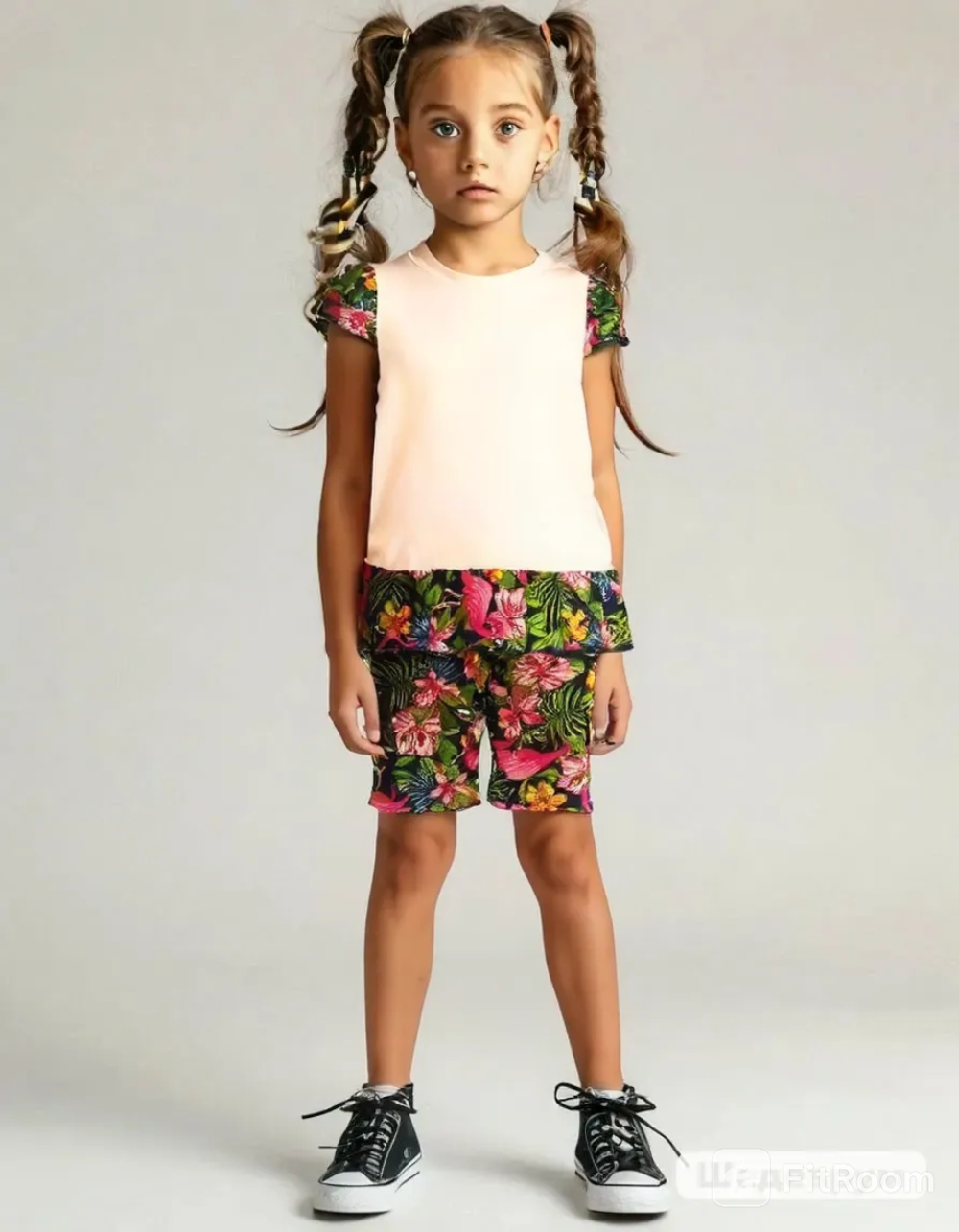 1019 Комплект для девочки (туника с велосипедками) молочный/набивка (64-122/128)