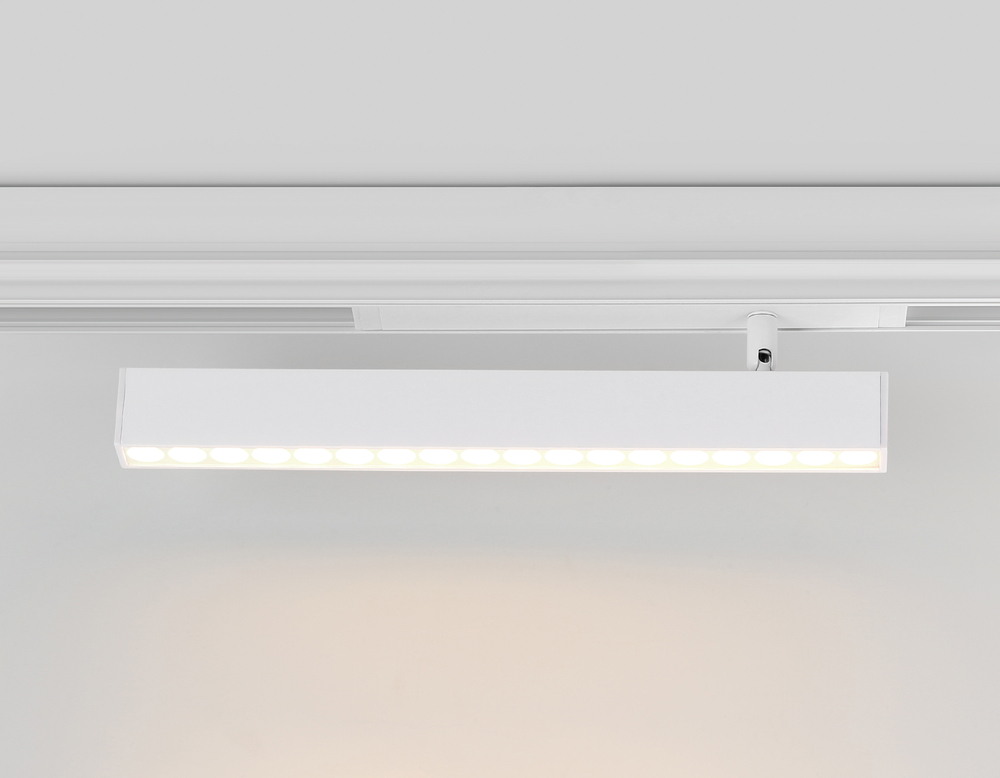 Светильник светодиодный для шинопровода Magnetic 220V GL1351 WH белый IP20 18W 3000K-6400K 24° 342*25*112