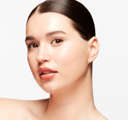 MAC Cosmetics Strobe Dewy Skin Tint - тональный увлажняющий крем, 30 ml