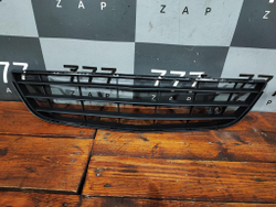 Решетка переднего бампера Opel Corsa D Новая Оригинал 13179942