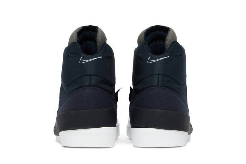 Кроссовки Nike Drop-Type Mid