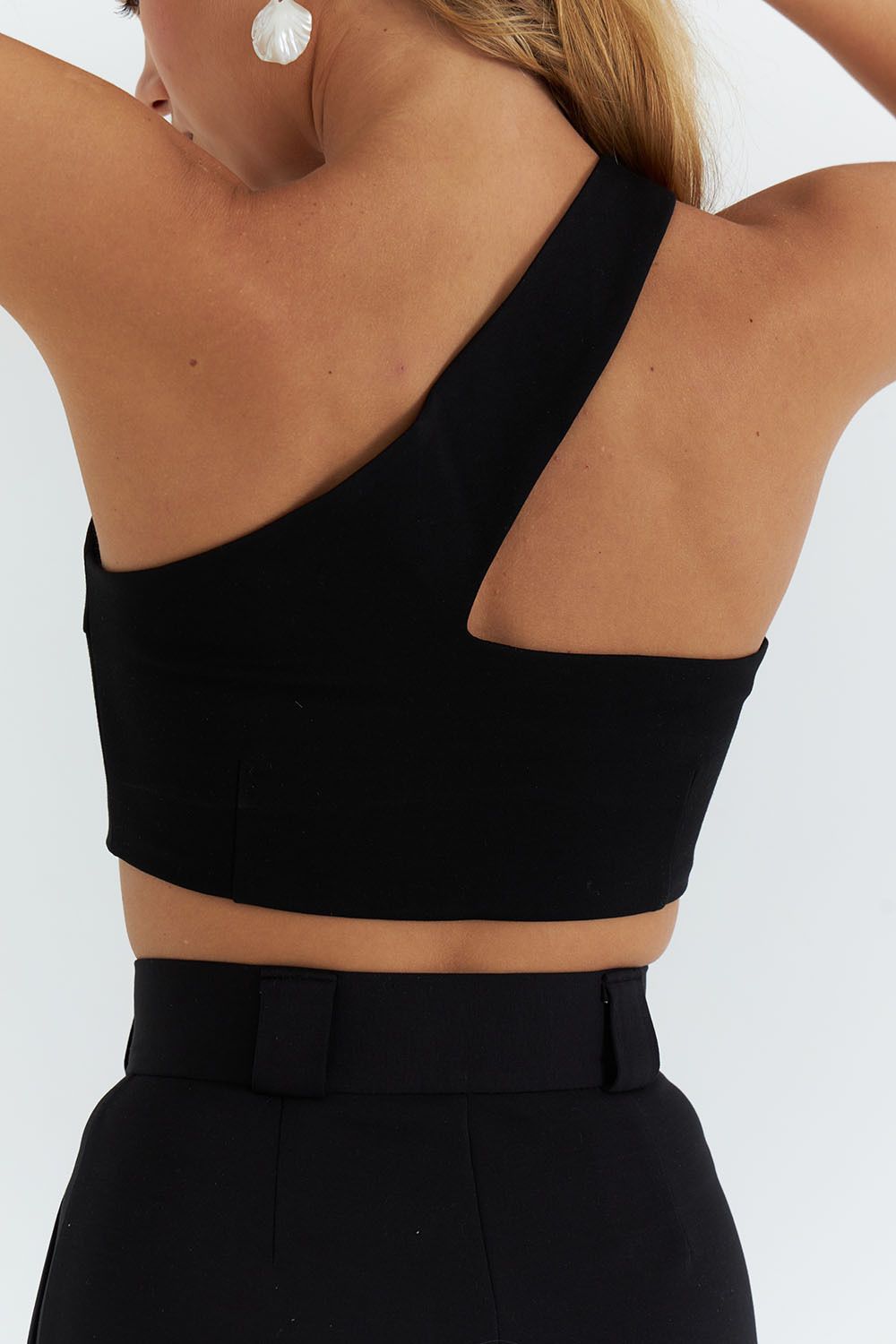 Асимметричный топ из джерси черного цвета