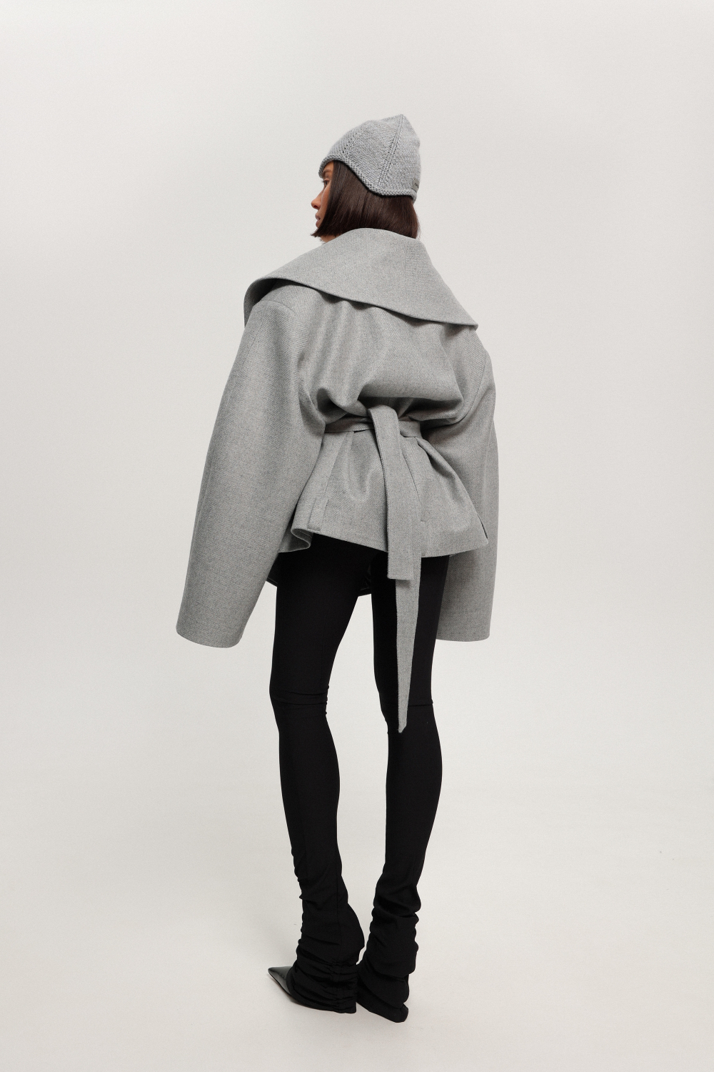 Пальто с округлым воротником