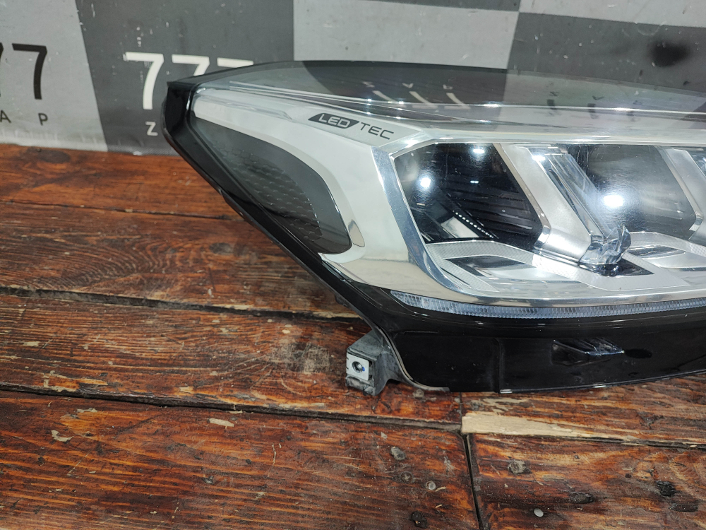 Фара правая LED Chery Tiggo 8 18-нв Б/У Оригинал 605000017AA