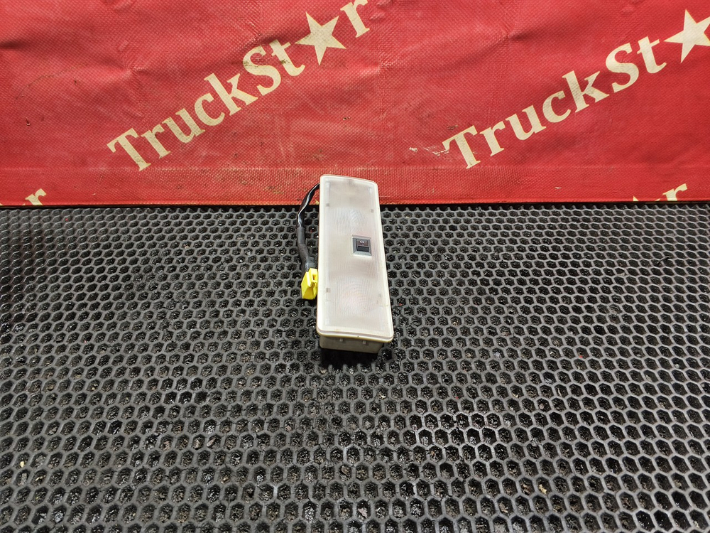 Плафон внутреннего освещения