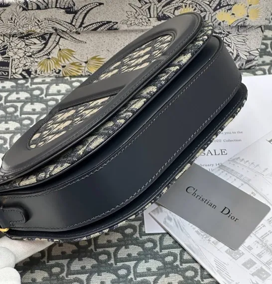 Сумка Dior CD Signature с ремнем
