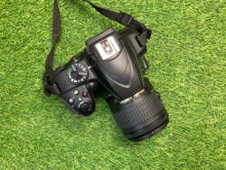 Nikon D3400 + Kit AF-P DX 18-55mm G VR 2.600 кадров