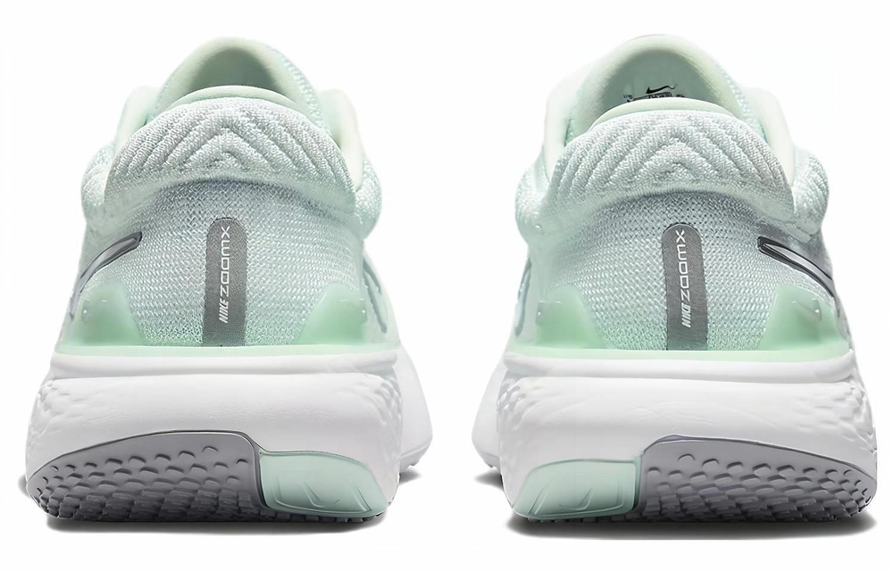 Кроссовки Nike Invincible Run 2 Flyknit (Женская размерная сетка)