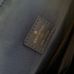 Louis Vuitton Christopher MM