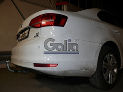 Фаркоп оцинкованный Galia V077A для Volkswagen Jetta 2010-(паспорт и сертификат в комплекте)(без электрики)