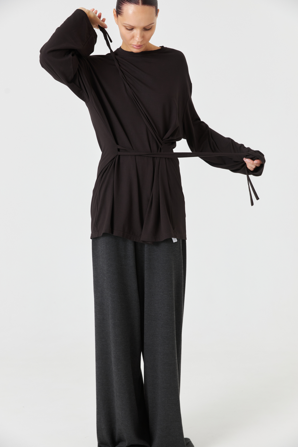 Лонгслив с завязками