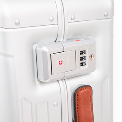 Чемодан Piquadro PQ LM (BV4428PQLM/NCU) 51x75x28см 89л. 5.59кг. поликарбонат темно-серый