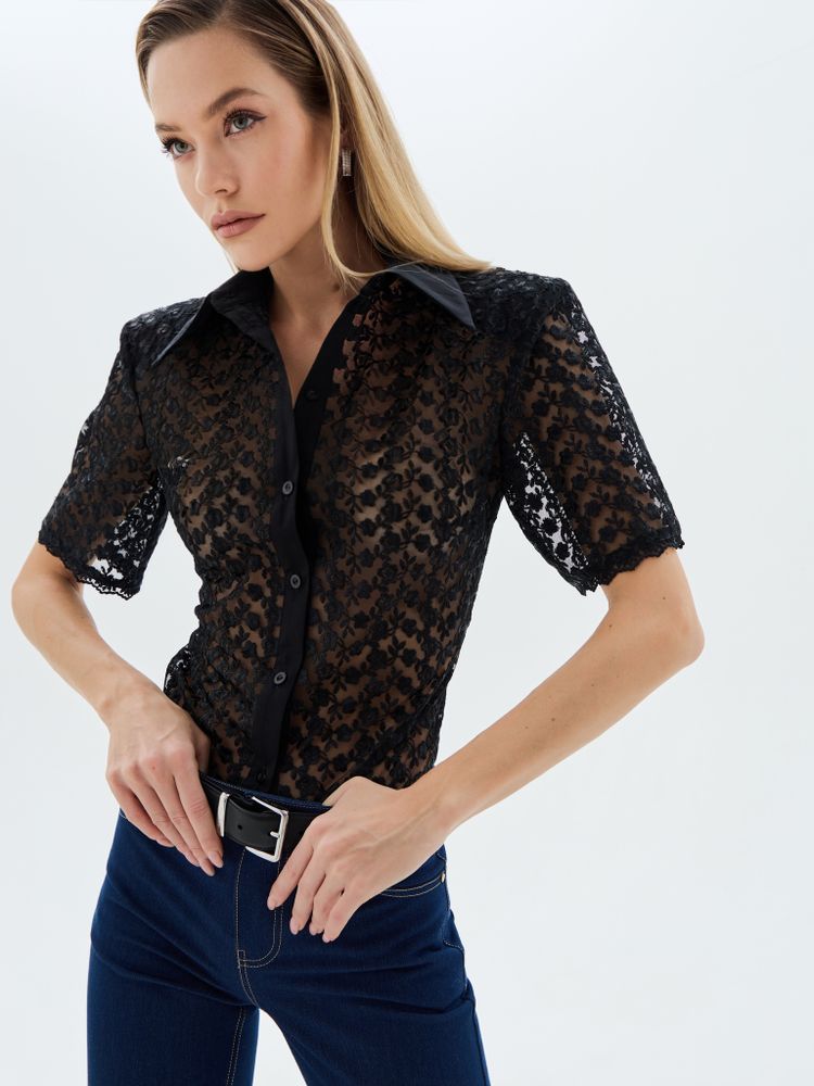 Рубашка из цветочного кружева