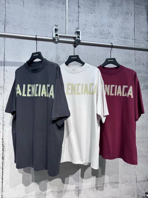 Футболка Balenciaga