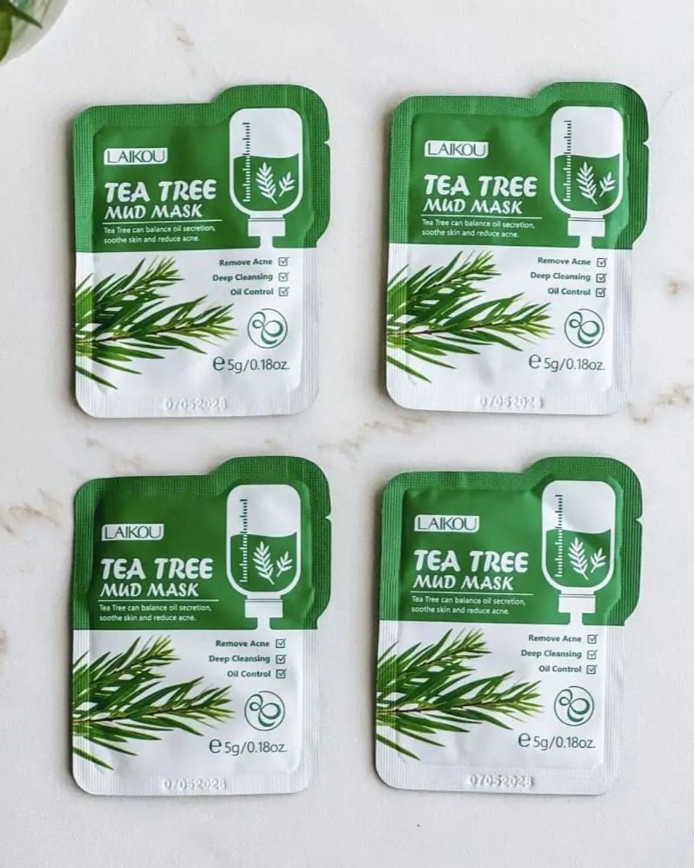 Глиняная маска для лица с маслом чайного дерева