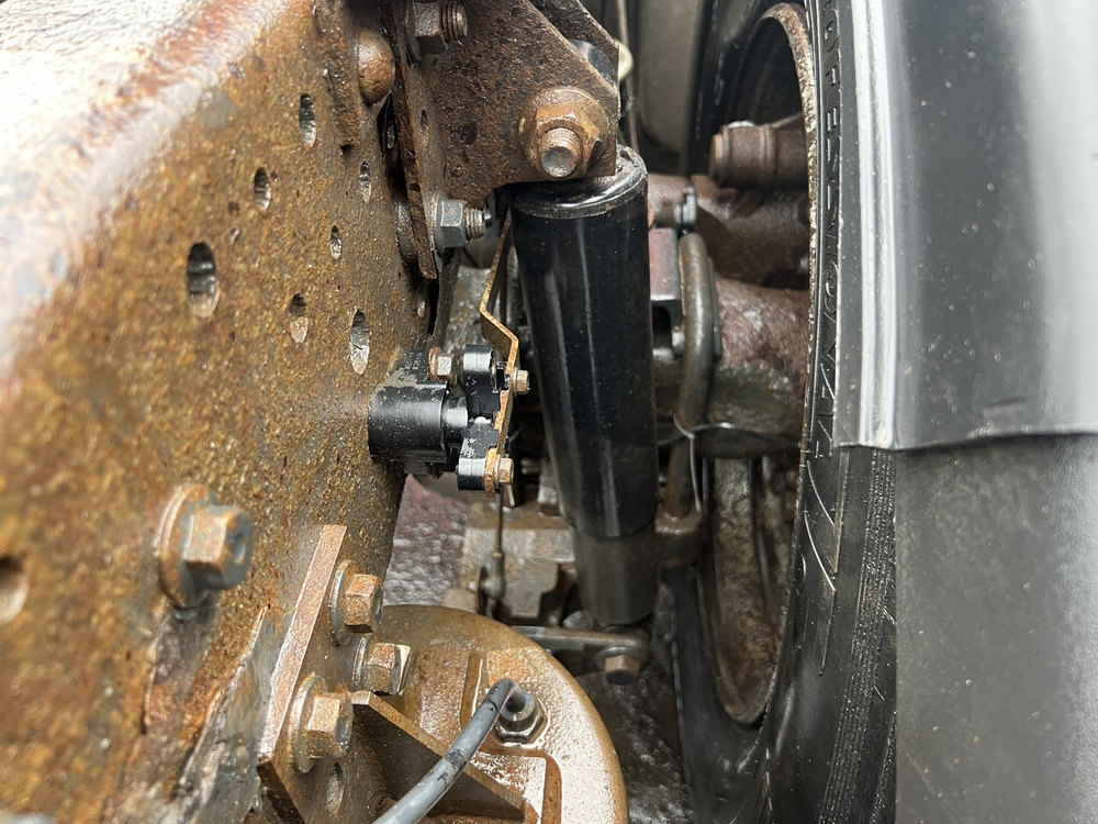 Амортизатор задний