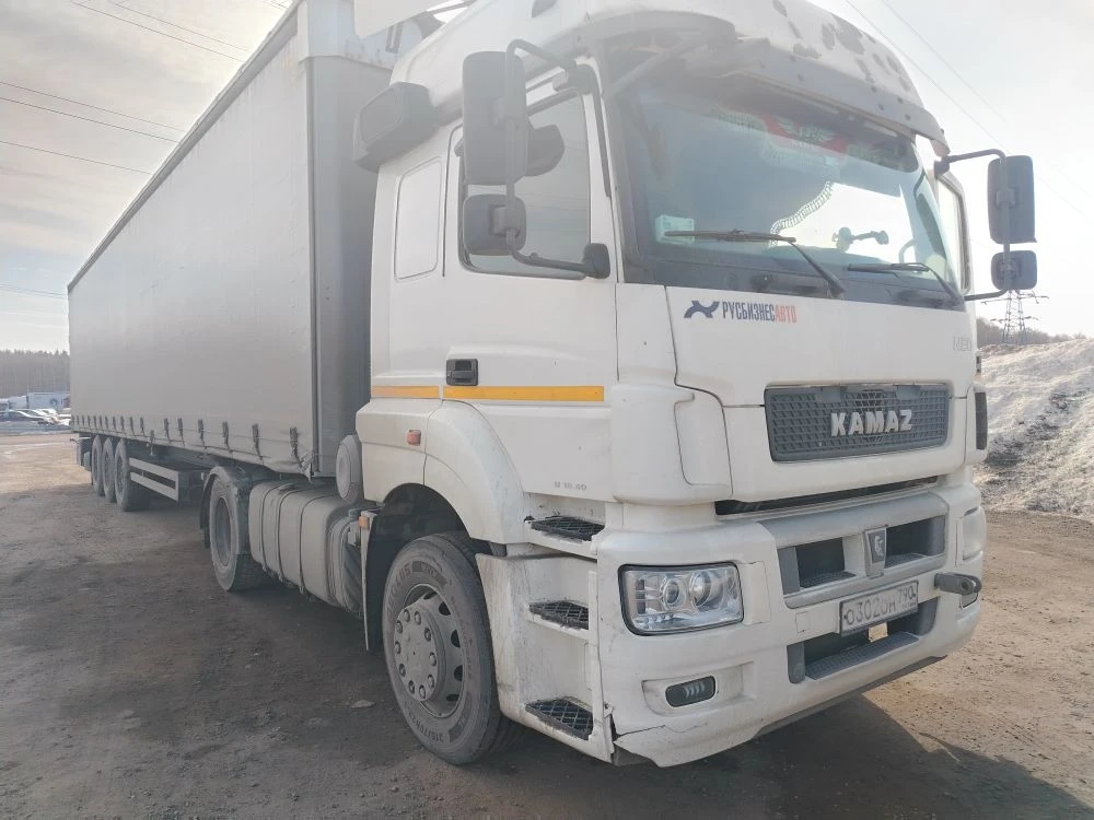 КамАЗ 5490 4x2 Седельный тягач 5490-033-87(S5) (Дизельный, 12,0 л, 401 л.с., АТ)