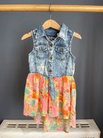 Платье Guess, 104