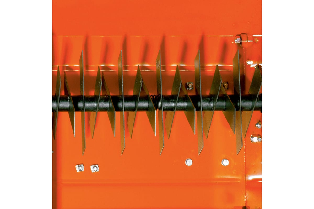 Скарификатор бензиновый Efco SCA 38 R