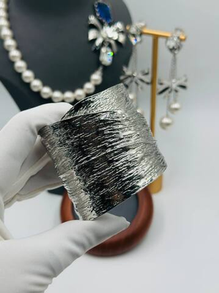 Браслет Yves Saint Laurent