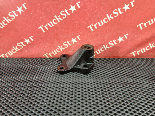 Кронштейн цилиндра подъема кабины 2023г.