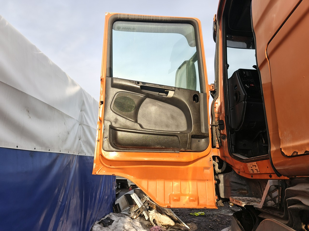 Кабина в сборе R440 1-ой комплектации