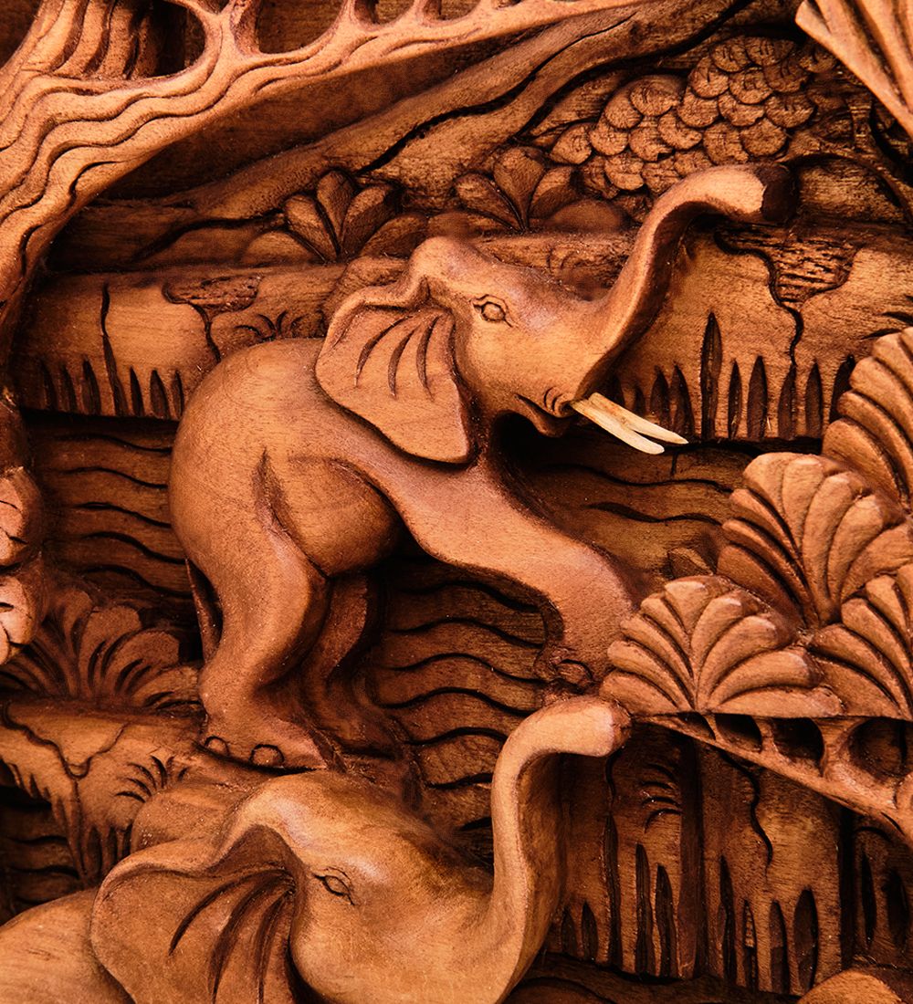 Decor and Gift 17-003_A Панно резное «Пять слонов - символ мудрости» (суар, о.Бали)