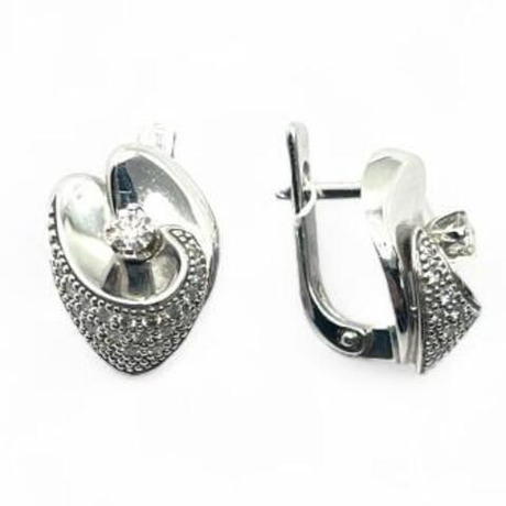 Серьги из золота с бриллиантами