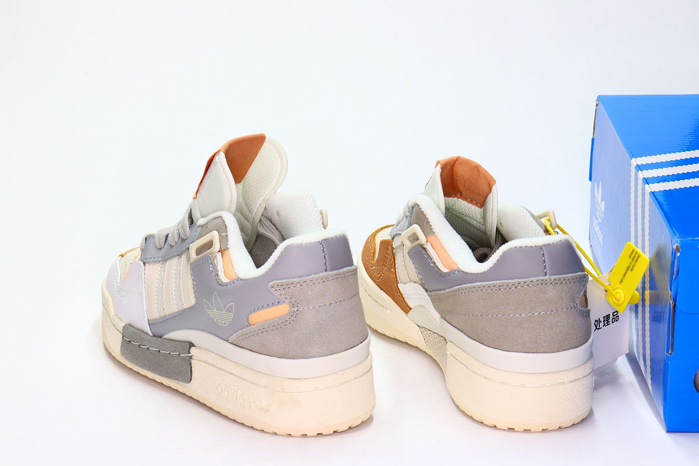 Кроссовки нат. Кожа (36-41)р. / шт. 196-208