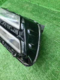 Битая Фара правая Genesis GV80 (2020-2023) LED