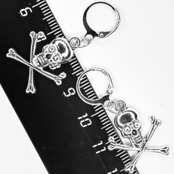 Серьги кольца "Скелет с костями".