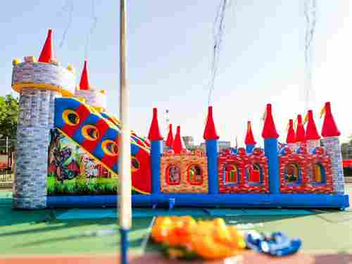 Коммерческий надувной батут «Замок развлечений», 14*6*8 м