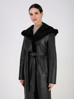 Дубленка зимняя натуральная с капюшоном