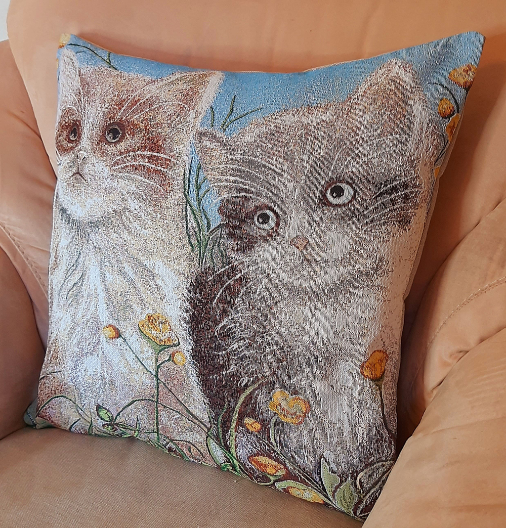 Декоративный гобеленовый чехол для интерьерной подушки Два кота 47*47