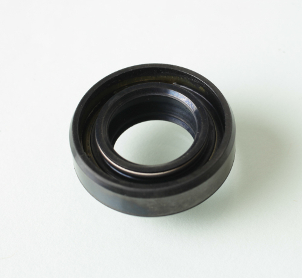 Сальник редуктора Suzuki 09289-17004-000