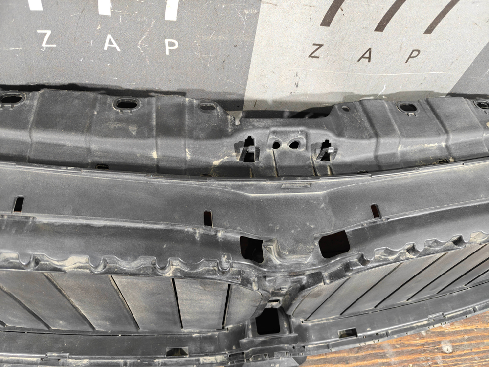 Жалюзи радиатора BMW 5-Series (G30) 20-23 Б/У Оригинал 51745A218F3