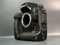 Nikon D2X Body 159.850 кадров, нет русского языка