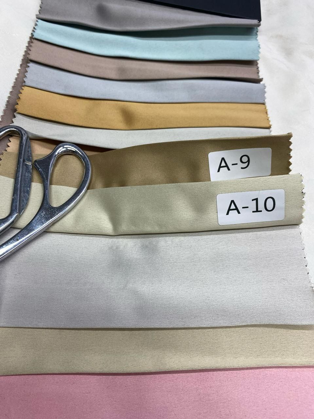 Подкладочная ткань сатин с черной ниткой Decstar-textil (высота 280 см, Турция)