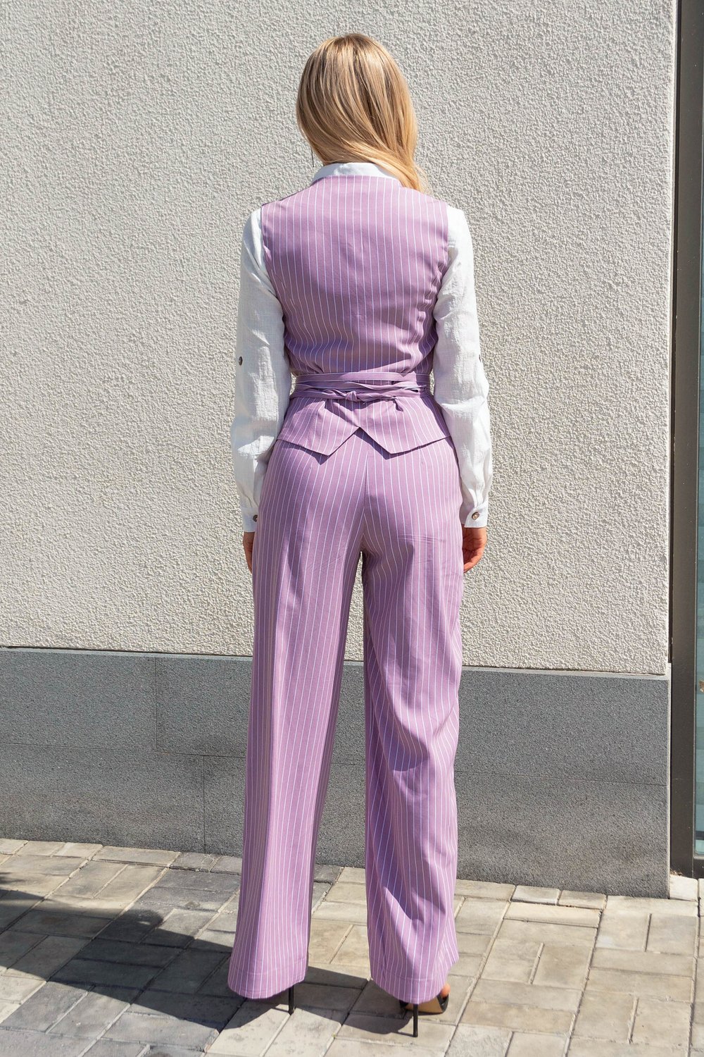 Костюм в полоску жилет и брюки из вискозы