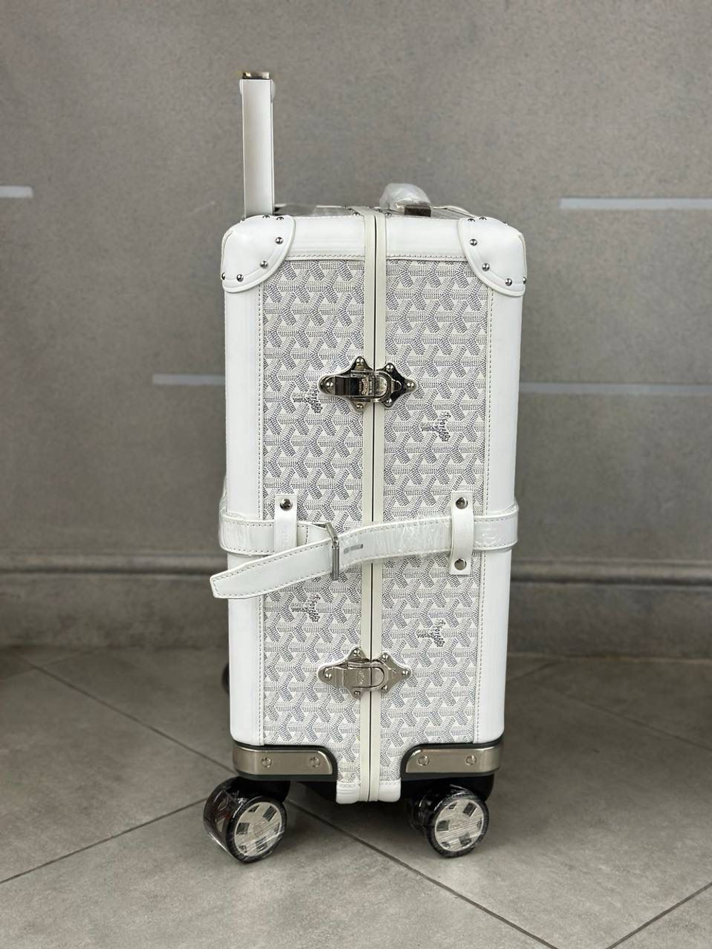 Чемодан Goyard