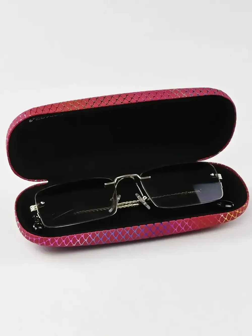 Футляр для очков