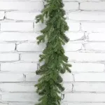 Хвойная гирлянда с подсветкой встроенной «Графская» Литая+пвх